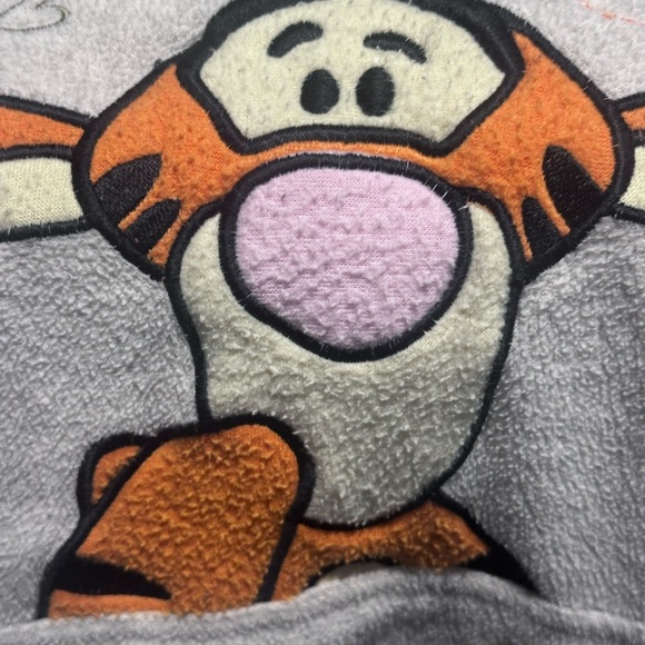 Vintage Disney Fleece Sweatshirt 3/4 Zip Tigger Embroidered Hoodie Beige M - Picture 10 of 10